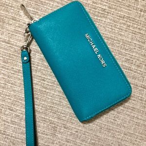 Michael Kors Wristlet